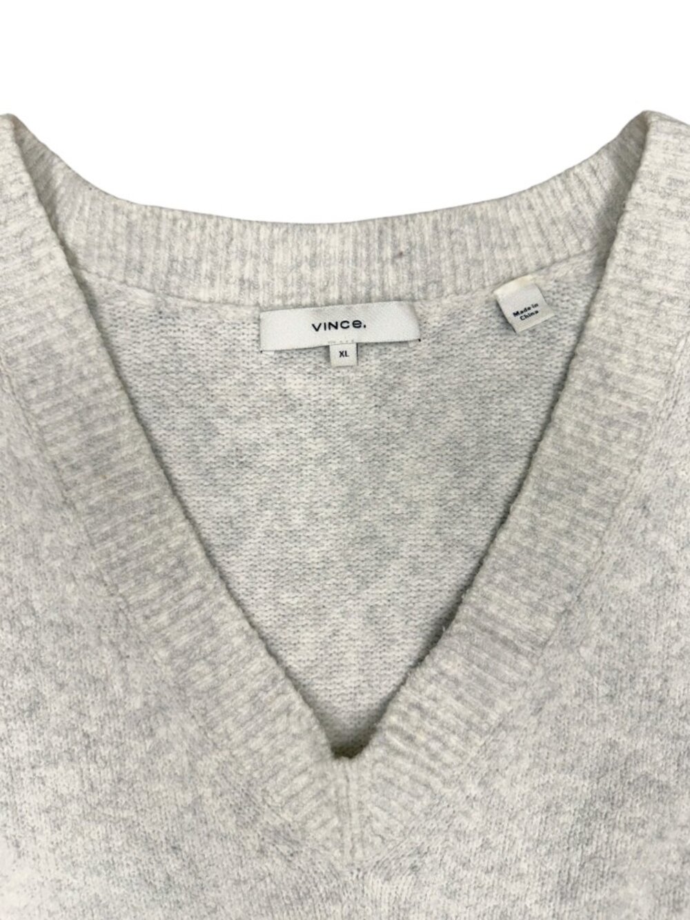 VINCE | Italian Yarn Textured V-Neck Pullover Sweater | Cream | Size XL - Picture 7 of 13